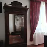 Nocleg ze śniadaniem La Maison Rouge