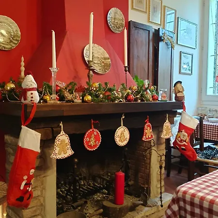 La Maison Rouge Oda ve Kahvaltı
