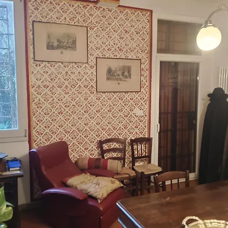 La Maison Rouge *
