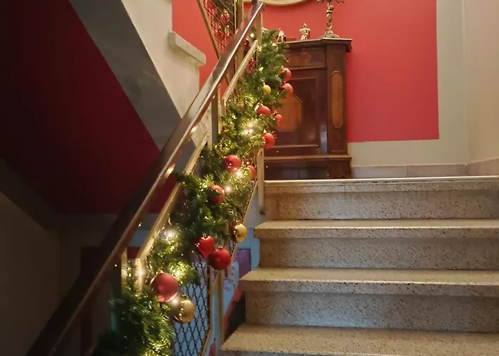 La Maison Rouge Couette-café